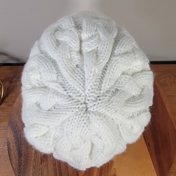 Adidas White Cable Knit Cap with Brim Fleece lined Winter Warm Cozy Women's OS - Picture 7 of 13